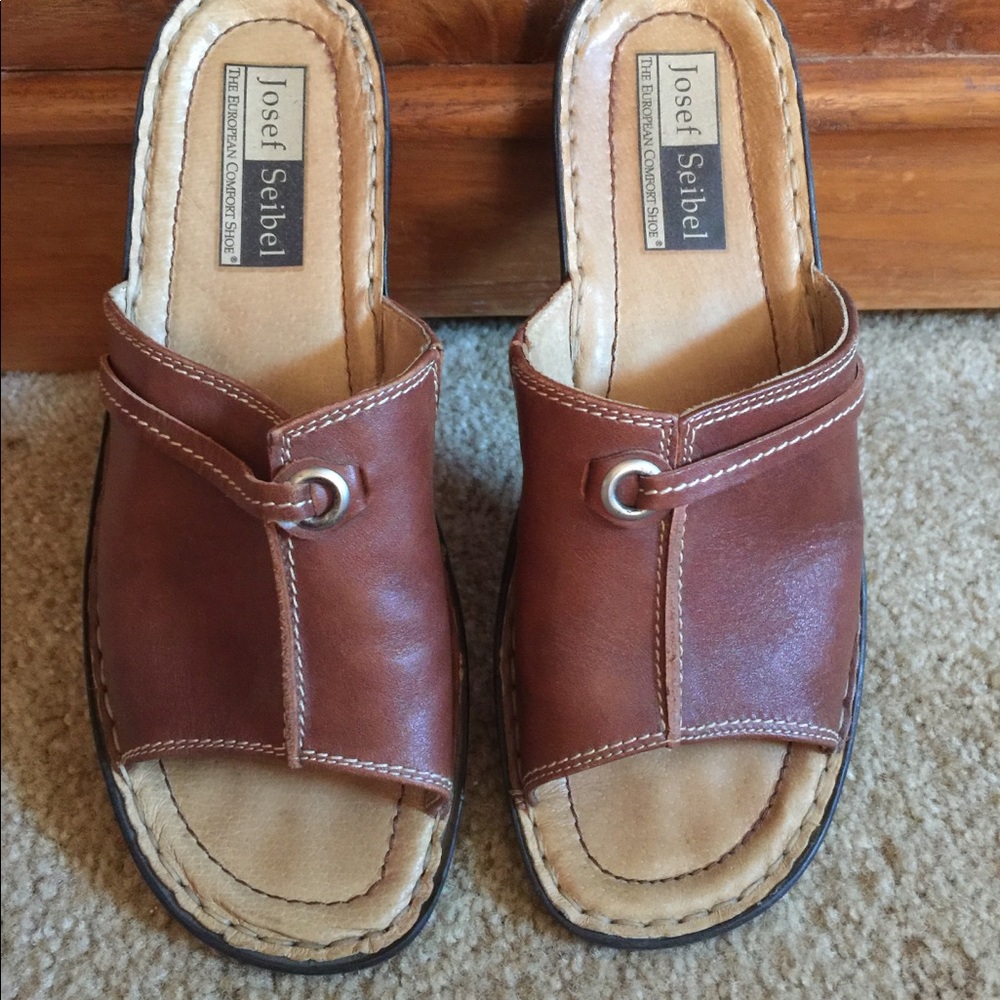 Josef Seibel leather heeled slides/slip on sandals
